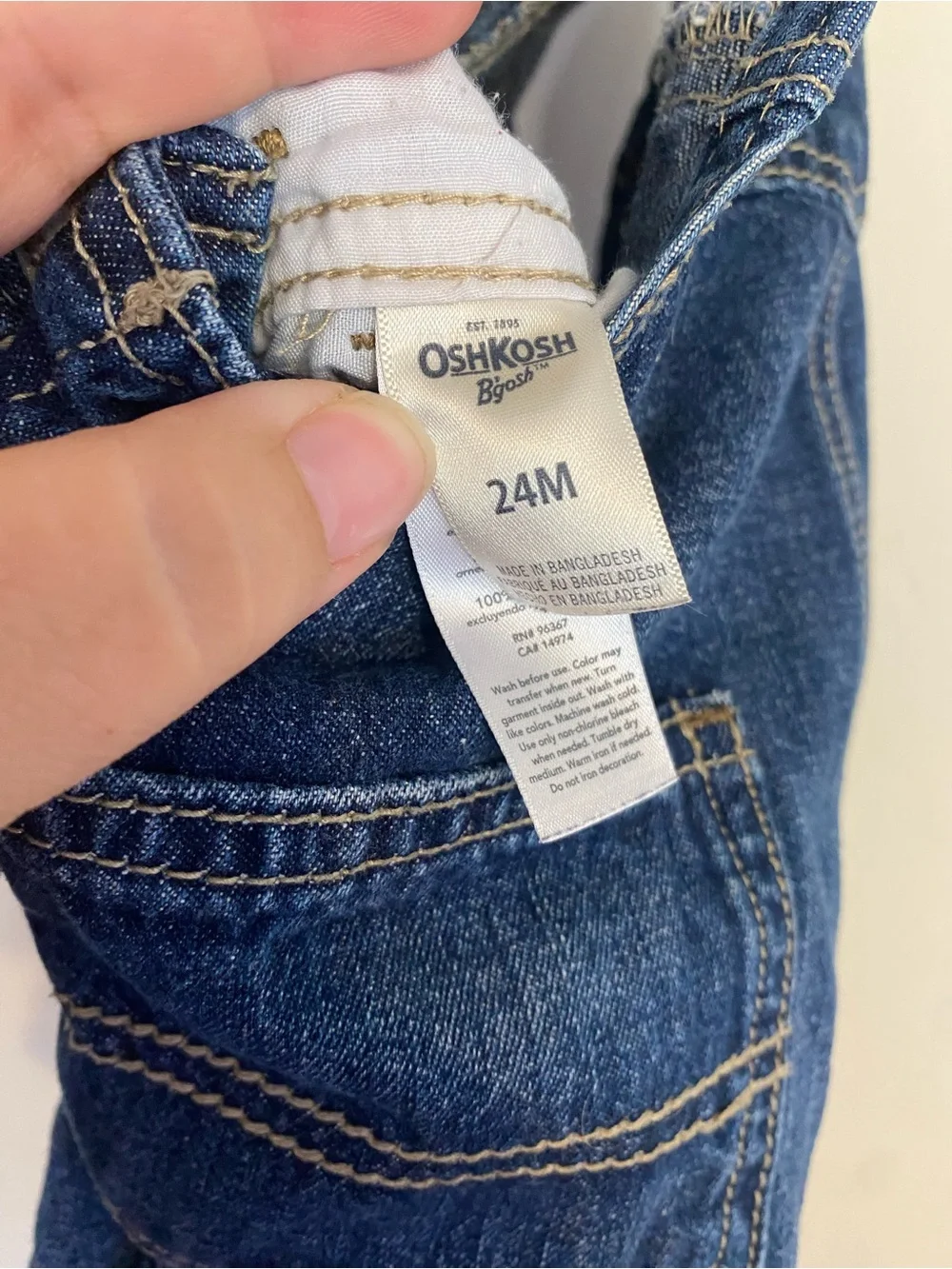 OshKosh B'gosh Kids Denim Short Overalls Size 24 Months Carpenter style